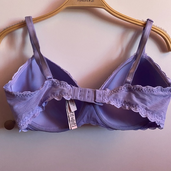 Victoria Secret Lacey Bra - Picture 3 of 4